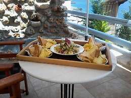 En Plo Luxury Suites