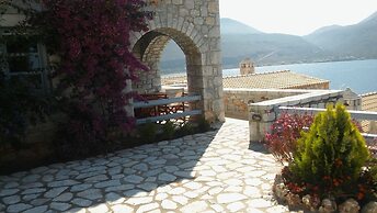 En Plo Luxury Suites