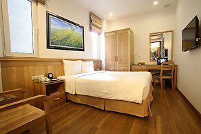 Blue Hanoi Hotel
