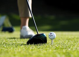 La Paula Apartments & Suites