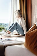 La Paula Apartments & Suites