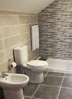 Milfontes Guest House