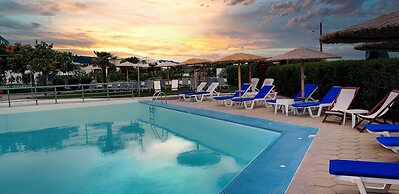 Skion Palace Beach Hotel - Bungalows Boutique