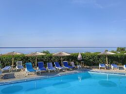 Skion Palace Beach Hotel - Bungalows Boutique