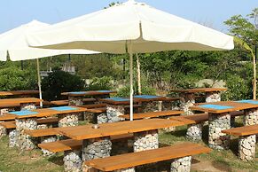 Skion Palace Beach Hotel - Bungalows Boutique