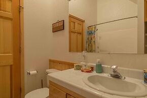 Hansing s Lair 4 Bedroom Holiday Home By Tahoe Truckee
