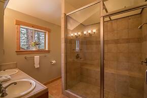 Falcon Point 3 Bedroom Holiday Home By Tahoe Truckee