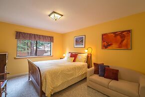 Serventi 3 Bedroom Holiday Home By Tahoe Truckee