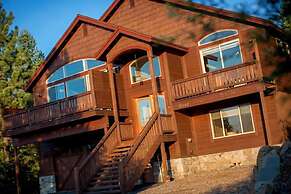 Pacula 4 Bedroom Holiday Home By Tahoe Truckee