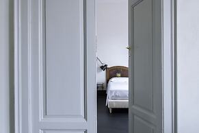 Palazzo Melfi Suite - Hotel