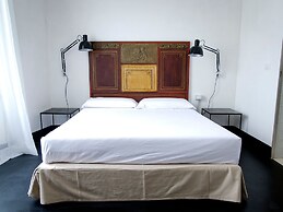 Palazzo Melfi Suite - Hotel