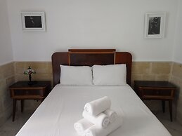 Vallettastay Standard Apartments