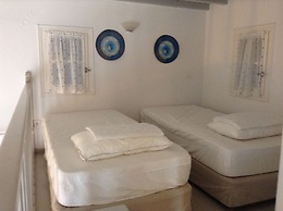 Gryparis Club Apartments