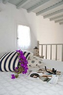 Gryparis Club Apartments