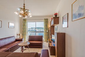 Bay View Apartment by Getaways Malta