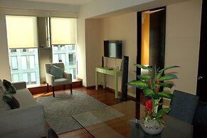 Puerta Alameda Suites