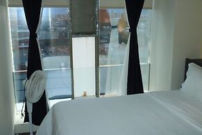 Puerta Alameda Suites