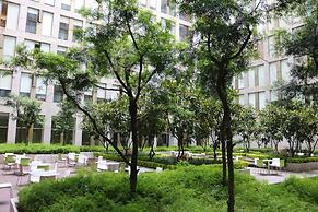 Puerta Alameda Suites