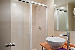 Puerta Alameda Suites