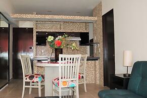 Puerta Alameda Suites