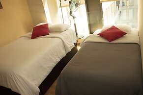 Puerta Alameda Suites