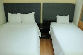 Puerta Alameda Suites