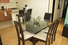 Puerta Alameda Suites