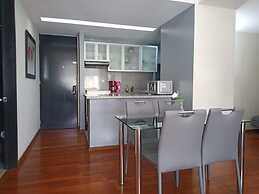 Puerta Alameda Suites