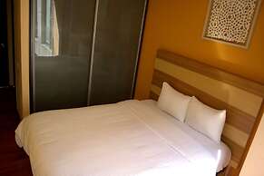 Puerta Alameda Suites