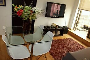 Puerta Alameda Suites