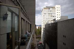 Puerta Alameda Suites