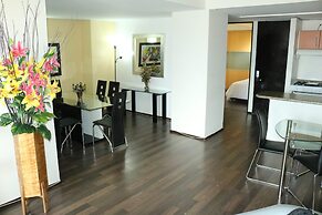 Puerta Alameda Suites