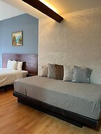 Puerta Alameda Suites