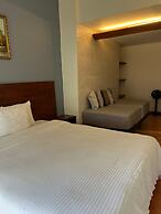 Puerta Alameda Suites