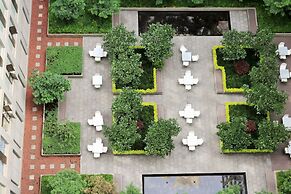 Puerta Alameda Suites