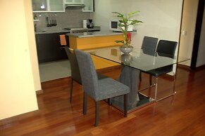 Puerta Alameda Suites