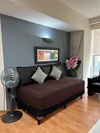 Puerta Alameda Suites
