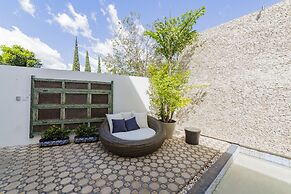 Delfina Boutique Hotel