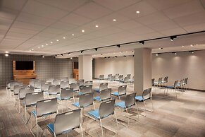 Aloft Long Island City - Manhattan View