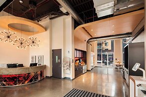 Aloft Long Island City - Manhattan View