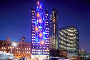 Aloft Long Island City - Manhattan View