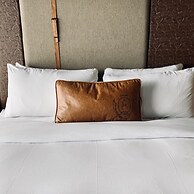 The George, by Valencia Hotel Collection