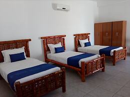 Nauti-K Beach Hotel
