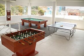 Nauti-K Beach Hotel