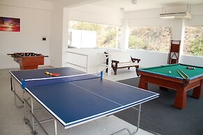 Nauti-K Beach Hotel