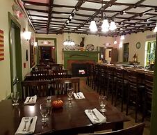 Washington Inn and Tavern