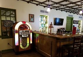 Washington Inn and Tavern