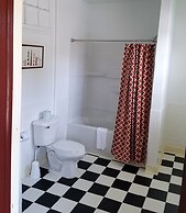 Washington Inn and Tavern