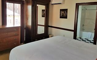 Washington Inn and Tavern