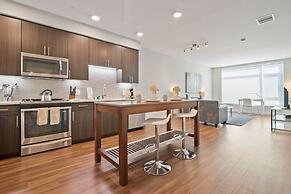 Global Luxury Suites at Mountain View